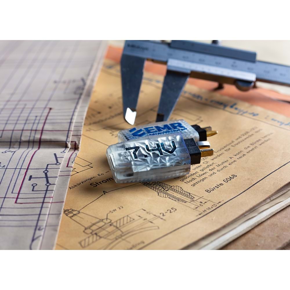 EMR 7.4 Volt Li-Ion Şarj Aleti